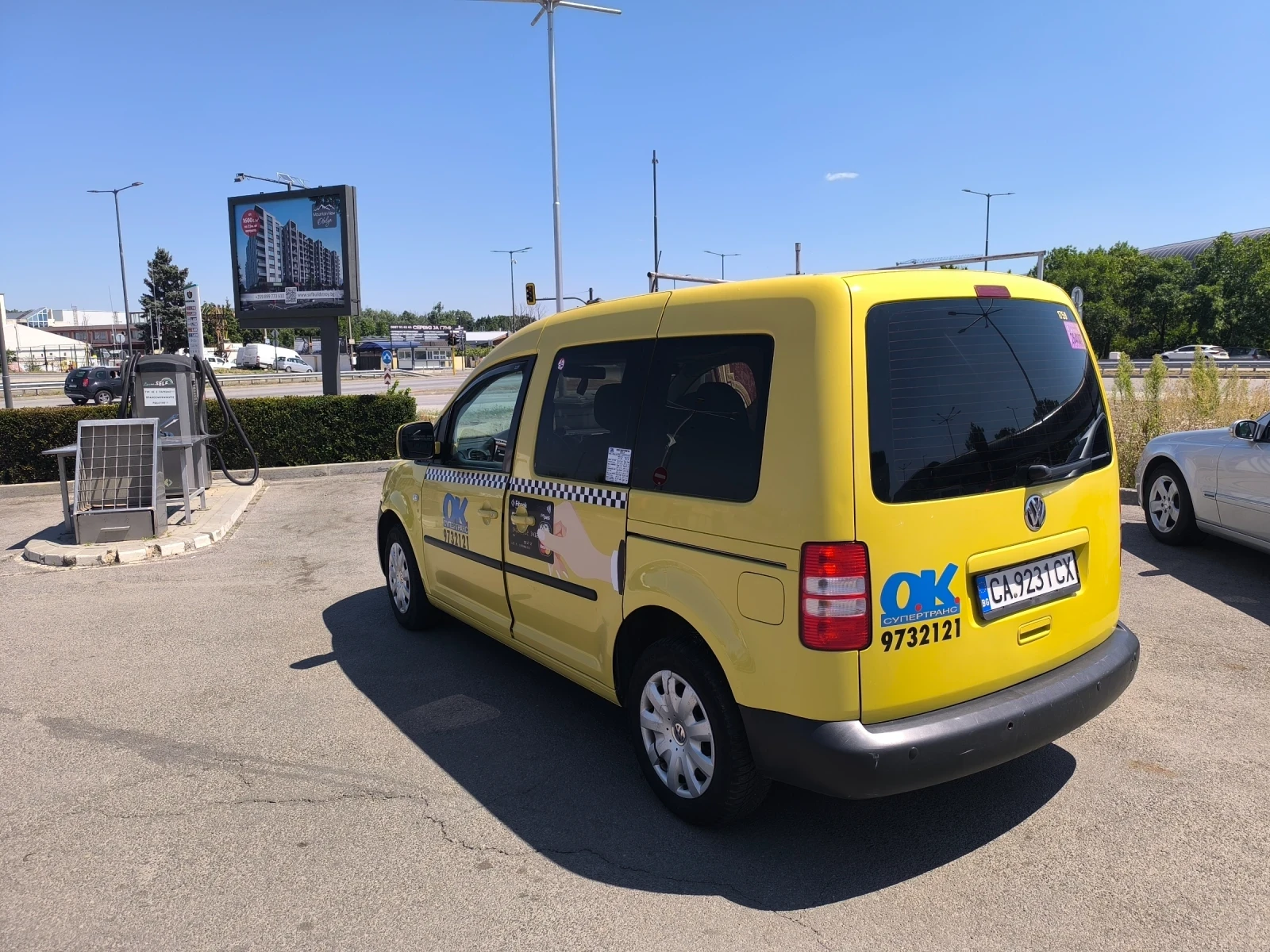 VW Caddy, снимка 5 - Автомобили и джипове - 55668293