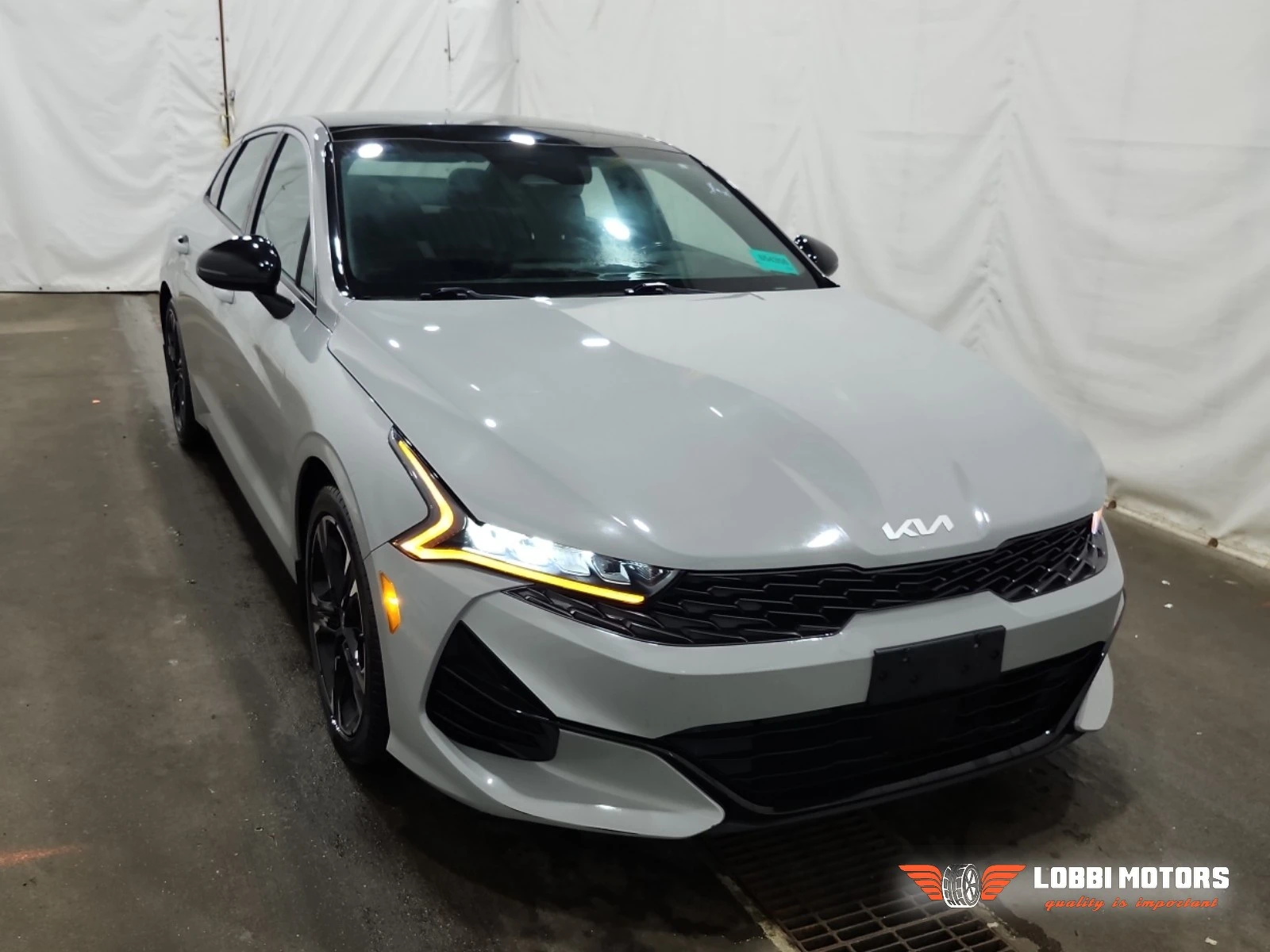 Kia K5, снимка 2 - Автомобили и джипове - 56018334