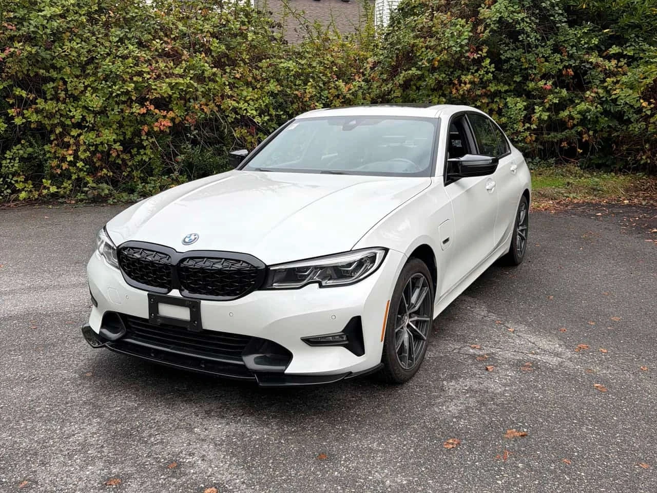 BMW 330 e xDrive | CARFAX | ��������������� | Mobile.bg � ����������� 1