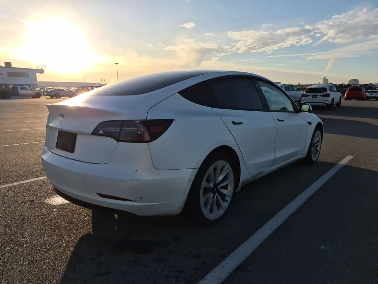 Tesla Model 3 * CARFAX * , снимка 3 - Автомобили и джипове - 56655039