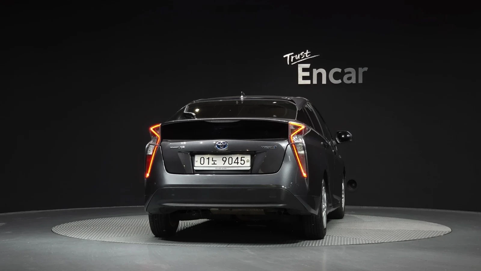 Toyota Prius, снимка 4 - Автомобили и джипове - 56689485