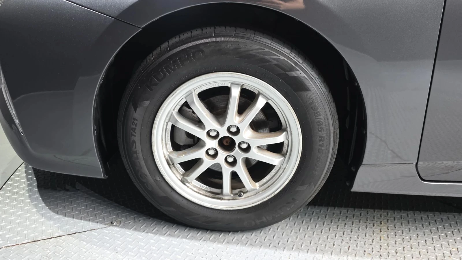 Toyota Prius, снимка 5 - Автомобили и джипове - 56689485