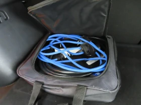 Hyundai Kona 64 kWh, снимка 14