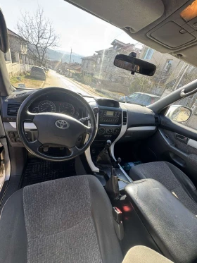 Toyota Land cruiser - 12500 € / 24447.88 лв. - 45834243 7