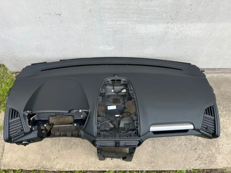 Ford EcoSport 1.5 tdci, снимка 2 - Автомобили и джипове - 51399134