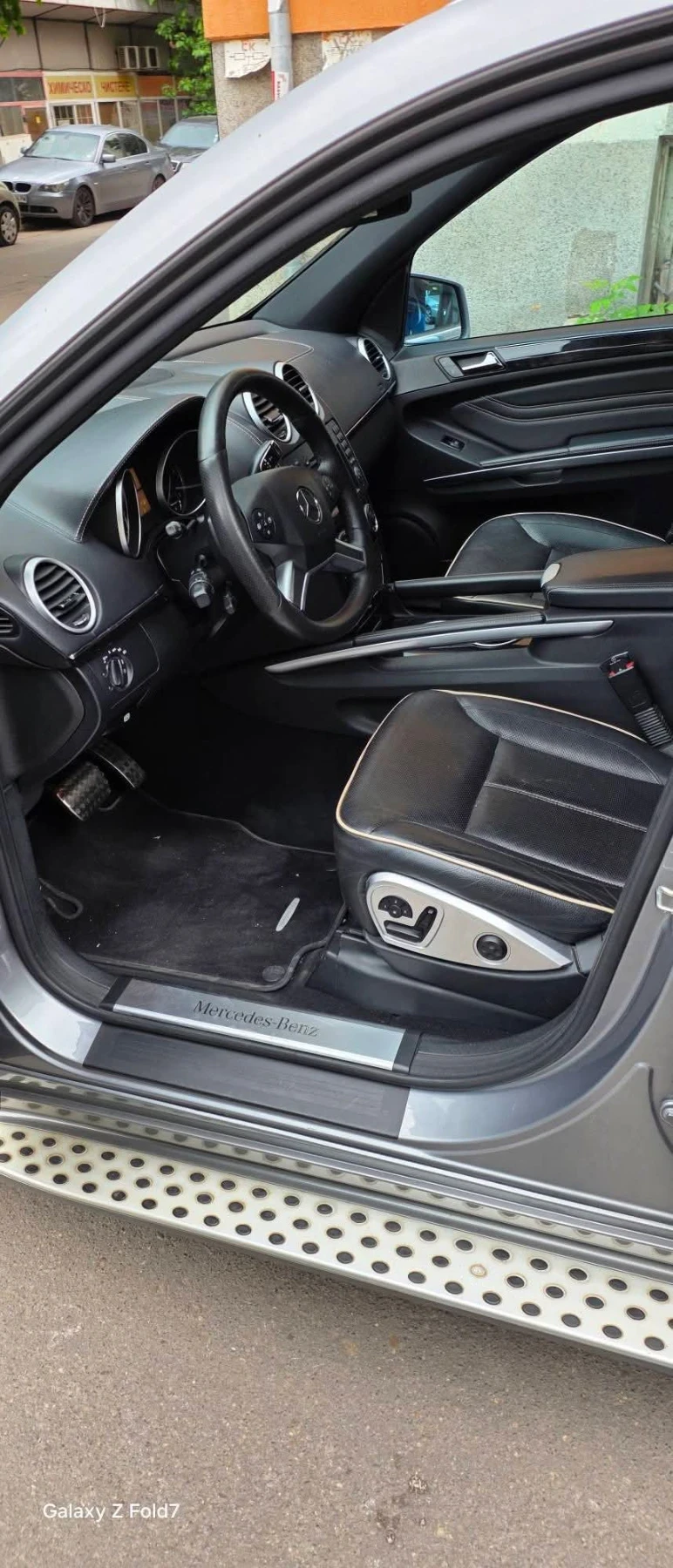 Mercedes-Benz ML 350 3.2 CDI , снимка 8 - Автомобили и джипове - 56248255