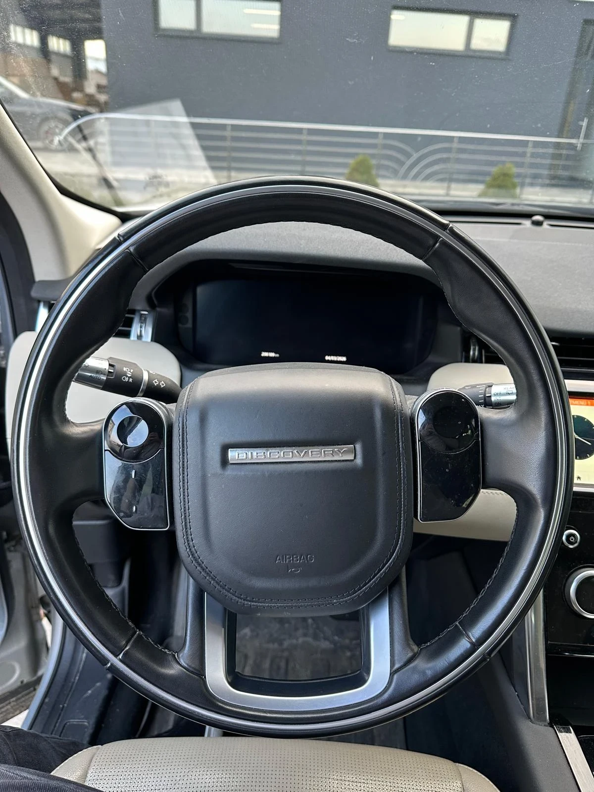 Land Rover Discovery Sport Sport 2020г., снимка 15 - Автомобили и джипове - 53706313