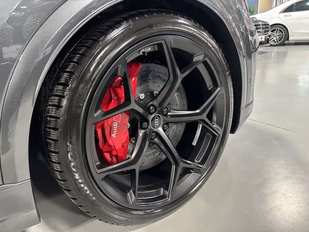 Audi RSQ8  PERFORMANCE| 360| HUD| КЕРАМИКА| BANG & OLUFSEN, снимка 7 - Автомобили и джипове - 53874199