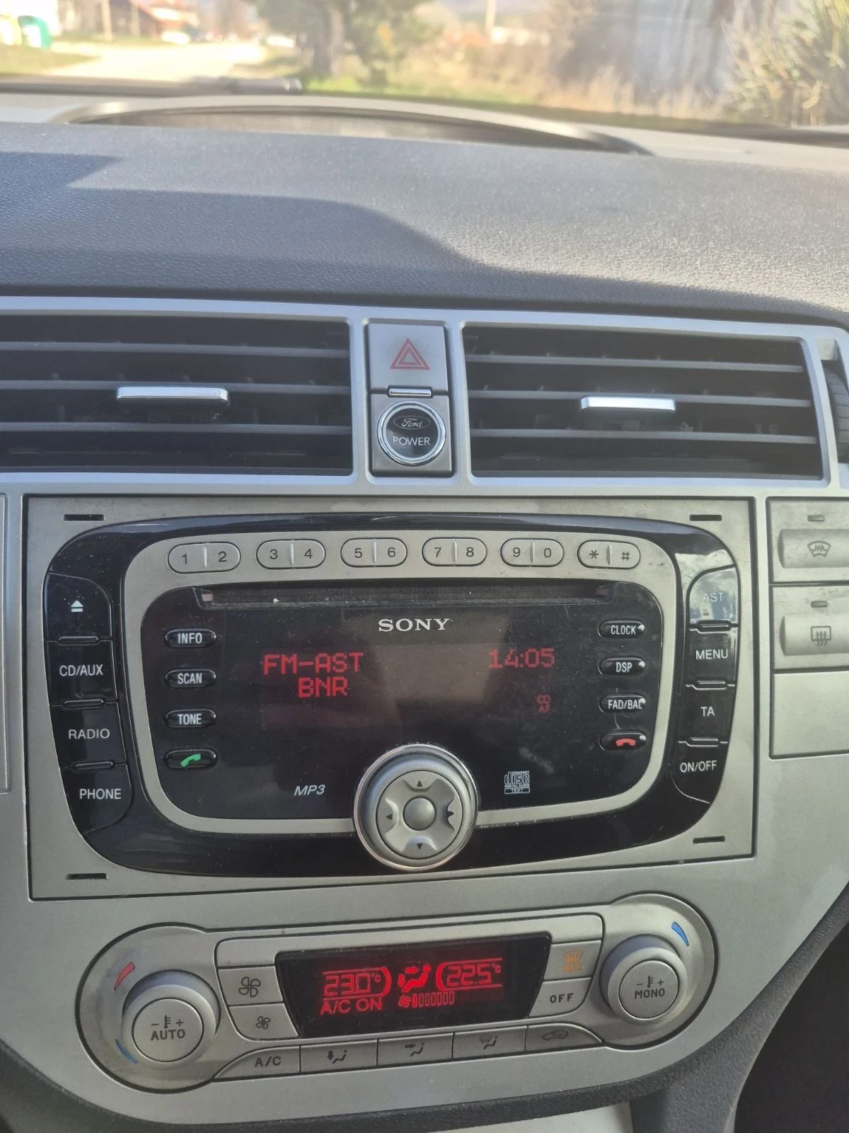 Ford Kuga 2.0 ДИЗЕЛ УНИКАТ, снимка 7 - Автомобили и джипове - 53908804