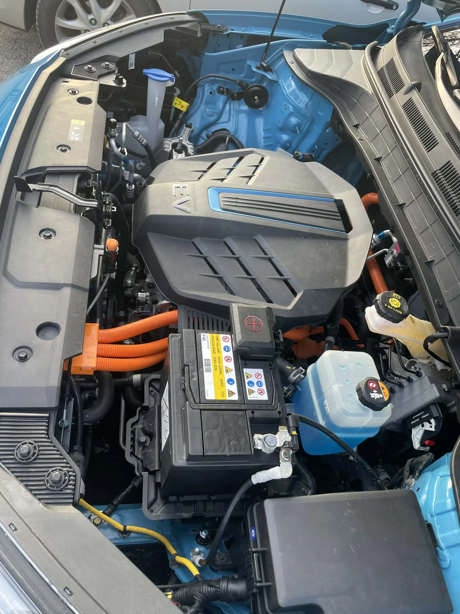 Hyundai Kona elektric, снимка 13 - Автомобили и джипове - 54152107