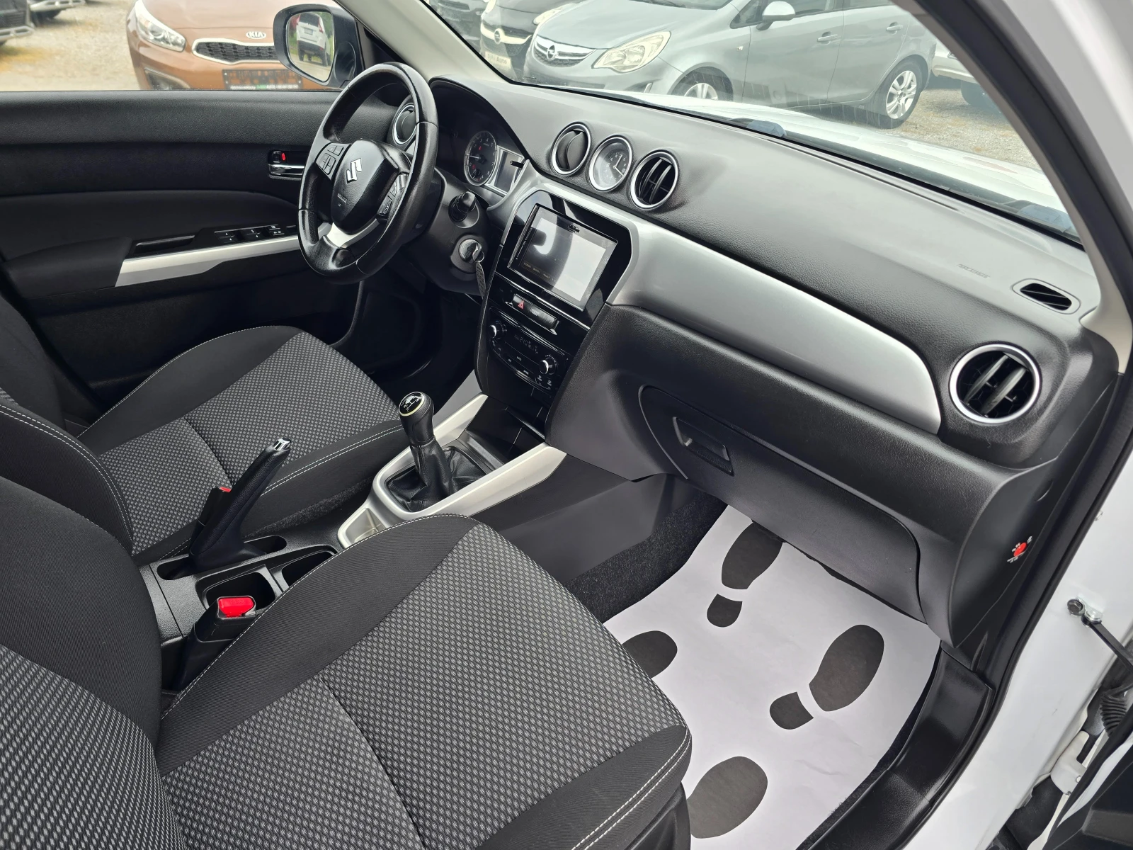 Suzuki Vitara 1.6i-120k.c-NAVI-EURO6 | Mobile.bg � ����������� 11