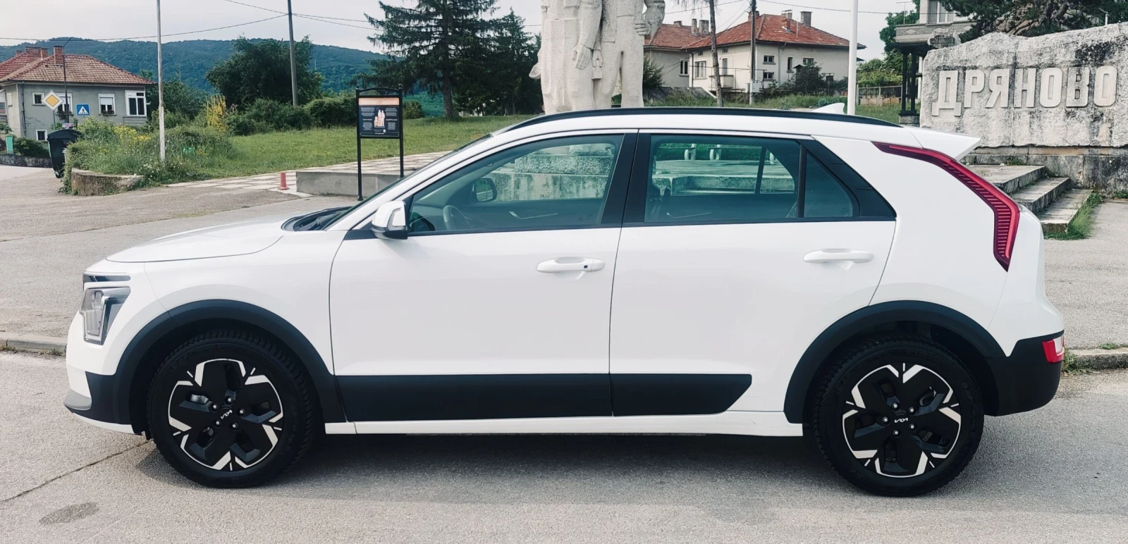 Kia Niro 65kwh/204hp/SOH100%/ГЕРМАНИЯ , снимка 8 - Автомобили и джипове - 54972808