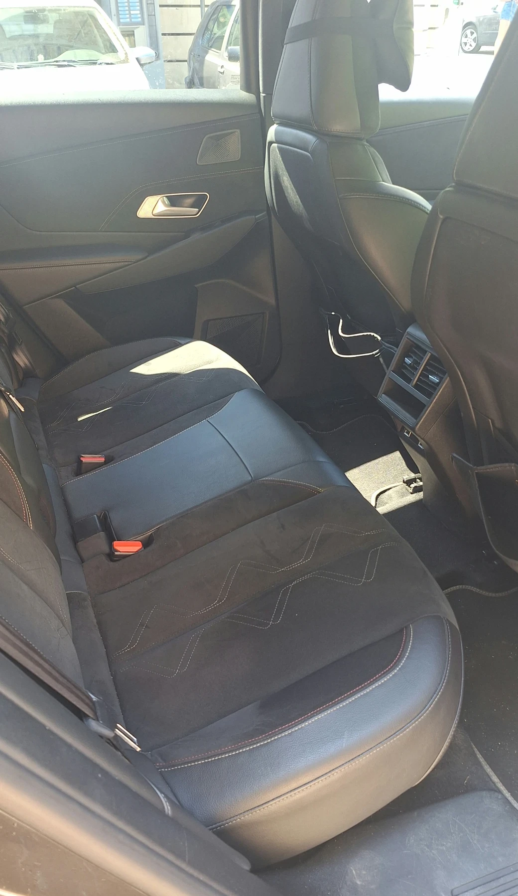 DS DS 7 Crossback 2.0HDI PERFORMANCE LINE, снимка 10 - Автомобили и джипове - 54995131