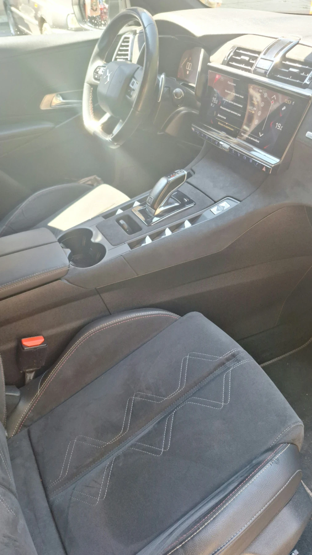 DS DS 7 Crossback 2.0HDI PERFORMANCE LINE, снимка 9 - Автомобили и джипове - 54995131