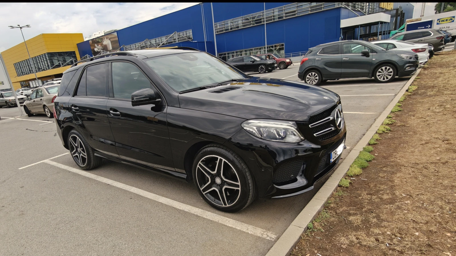 Mercedes-Benz GLE 350 AMG* Line* H&K* 9G* , снимка 6 - Автомобили и джипове - 55832905