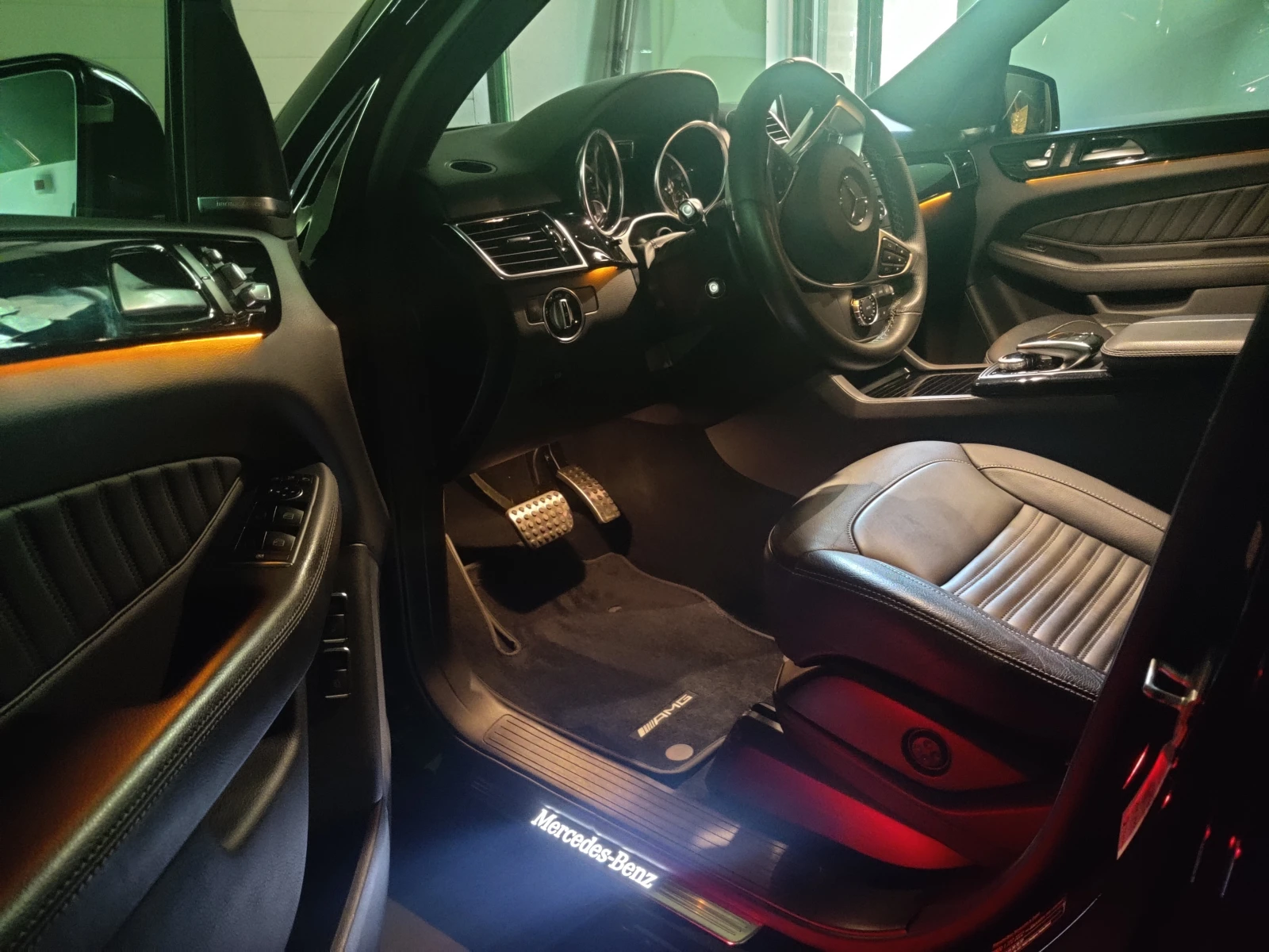 Mercedes-Benz GLE 350 AMG* Line* H&K* 9G* , снимка 9 - Автомобили и джипове - 55832905