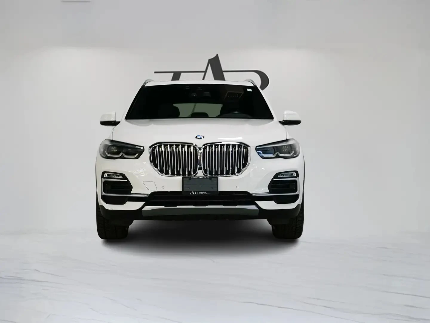 BMW X5 xDrive40i Premium pkg ЦЕНА ДО БЪЛГАРИЯ АВТОКРЕДИТ, снимка 2 - Автомобили и джипове - 55901157