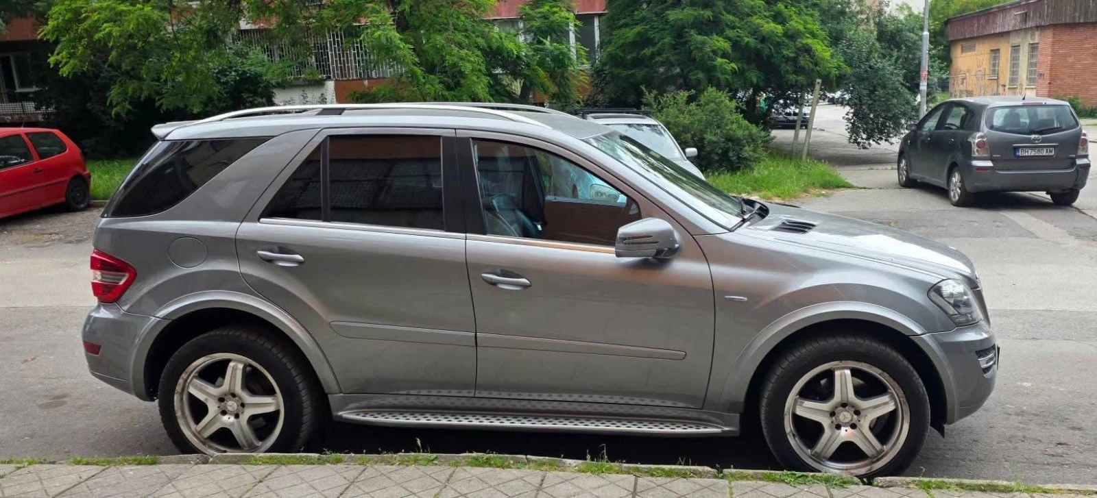 Mercedes-Benz ML 350 3.2 CDI , снимка 4 - Автомобили и джипове - 56248255
