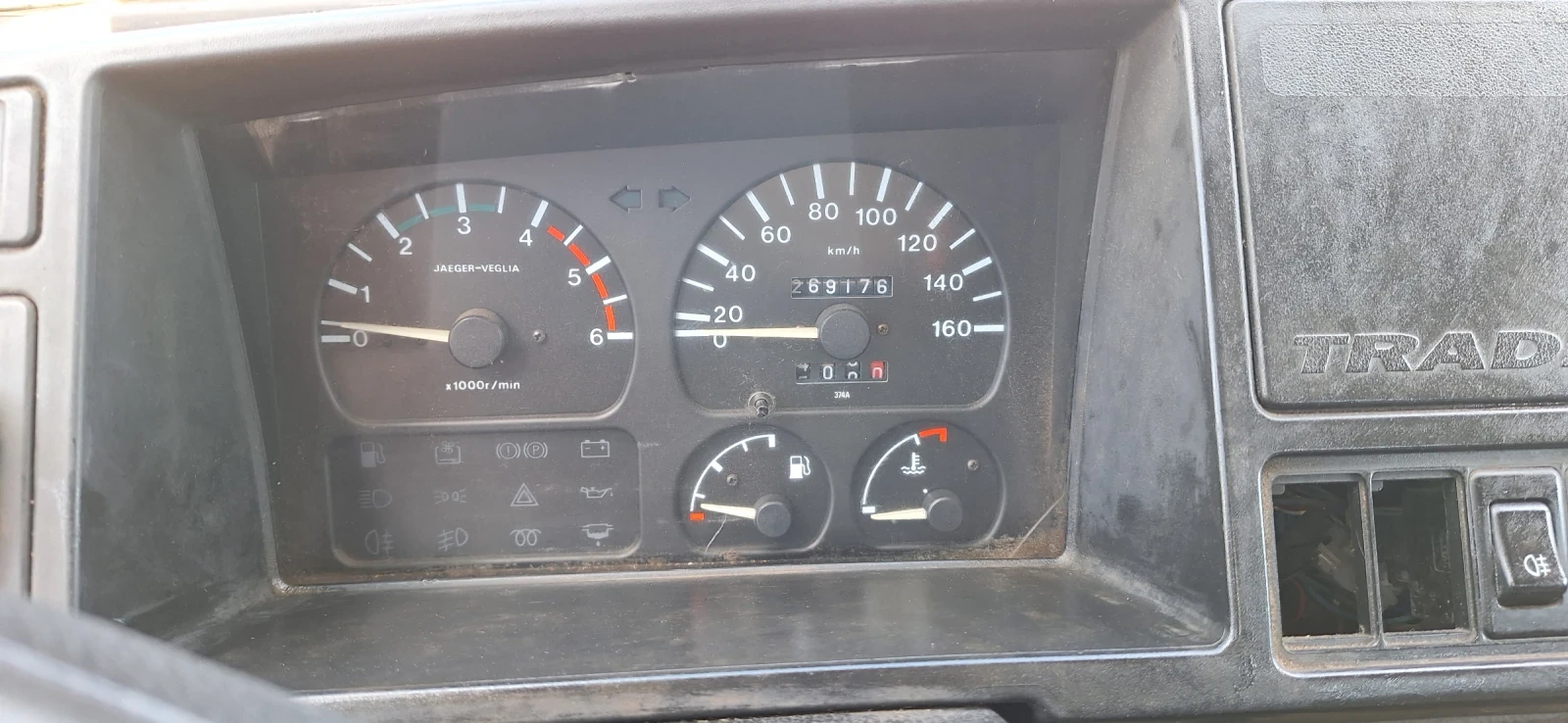 Nissan Trade, снимка 6 - Бусове и автобуси - 54100359