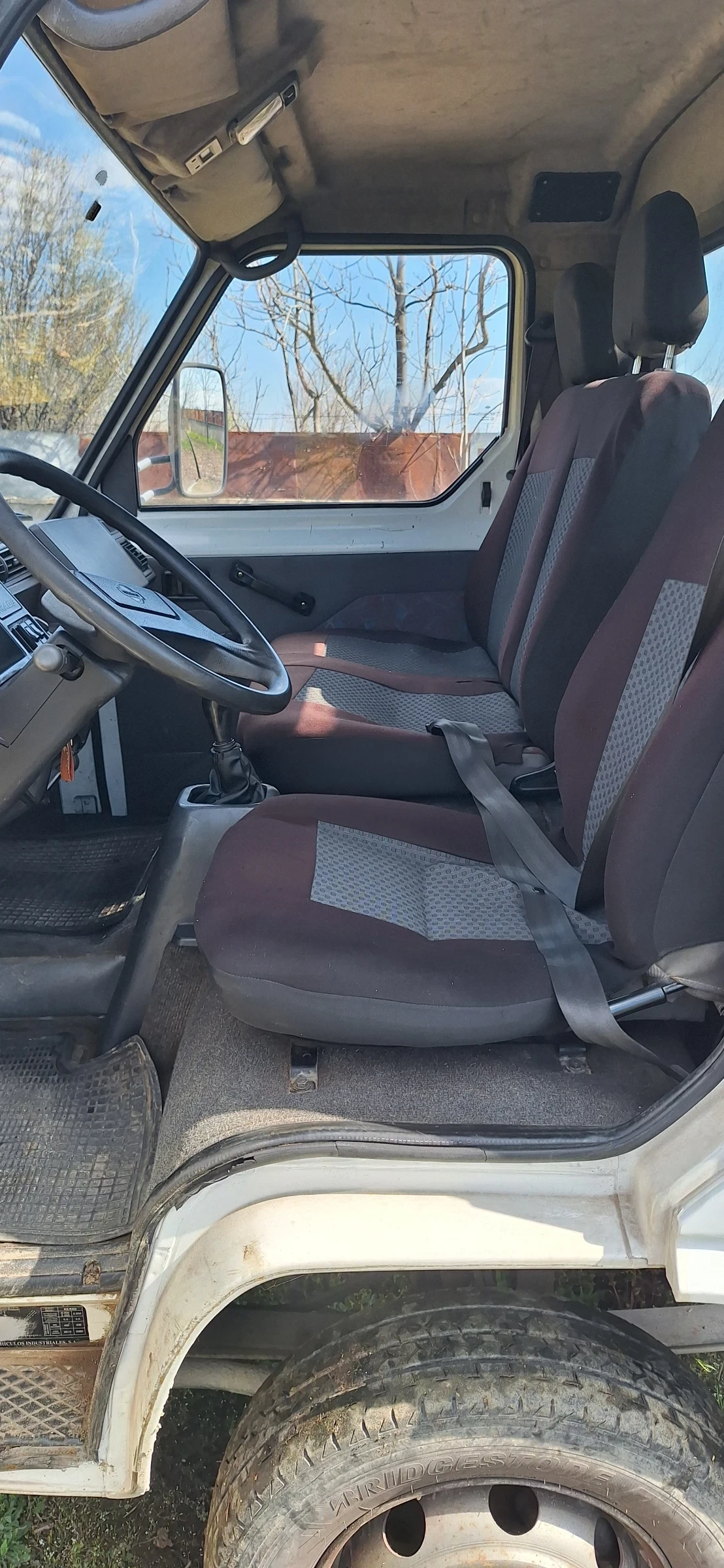 Nissan Trade, снимка 4 - Бусове и автобуси - 54100359