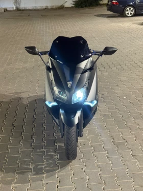  Yamaha T-max