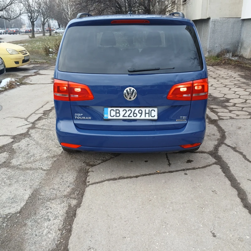 VW Touran АВТОМАТИК , снимка 8 - Автомобили и джипове - 49220778