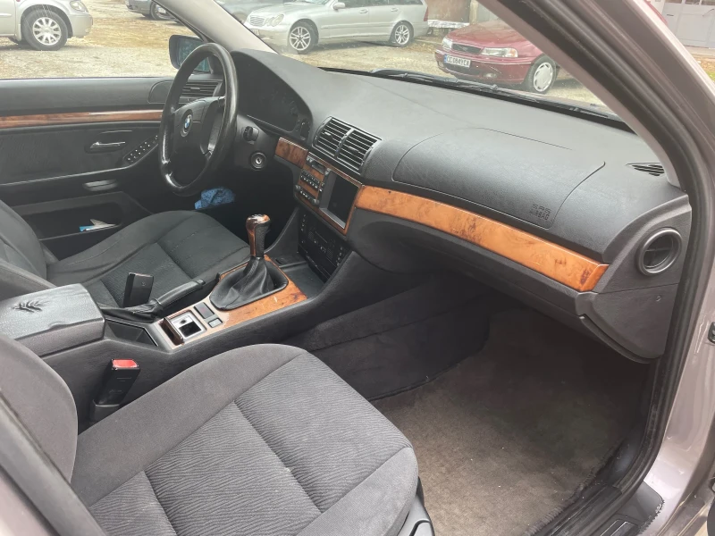 BMW 520 е39, снимка 4 - Автомобили и джипове - 52427835