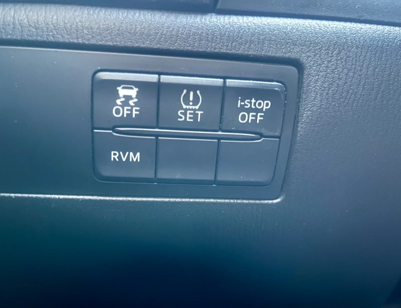 Mazda 3, снимка 11 - Автомобили и джипове - 52506400