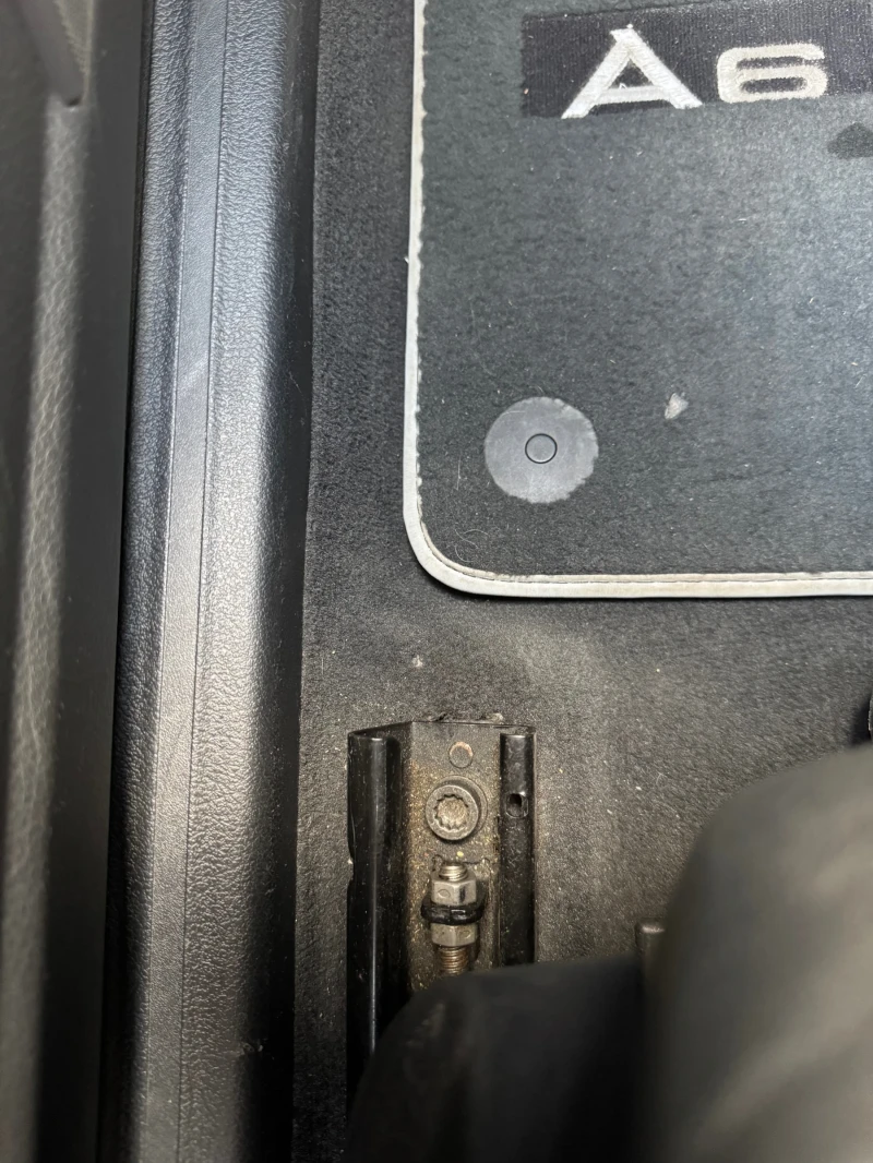 Mercedes-Benz C 320, снимка 10 - Автомобили и джипове - 52549926