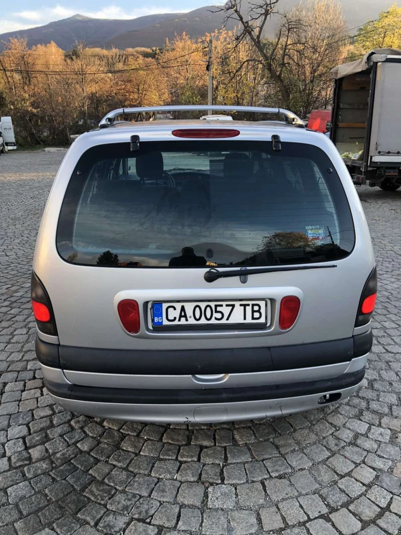 Renault Espace, снимка 2 - Автомобили и джипове - 52698281