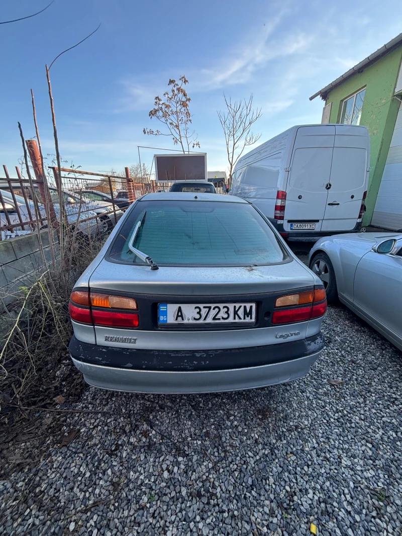 Renault Laguna 2.0, снимка 4 - Автомобили и джипове - 52750107