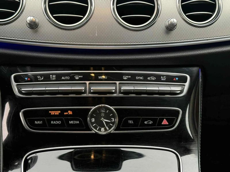 Mercedes-Benz E 220 W213/OM654/194hp/9G-Tronic, снимка 17 - Автомобили и джипове - 52777763