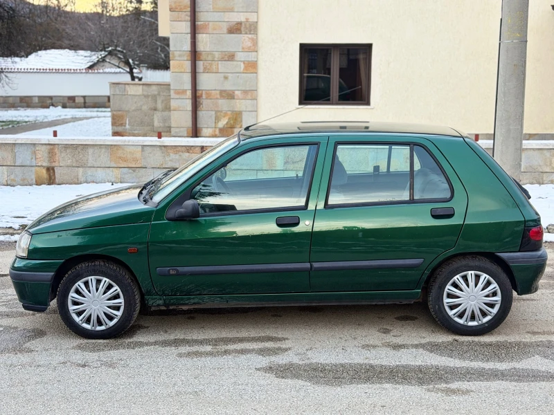 Renault Clio 1.4i ТОП!, снимка 7 - Автомобили и джипове - 53046976