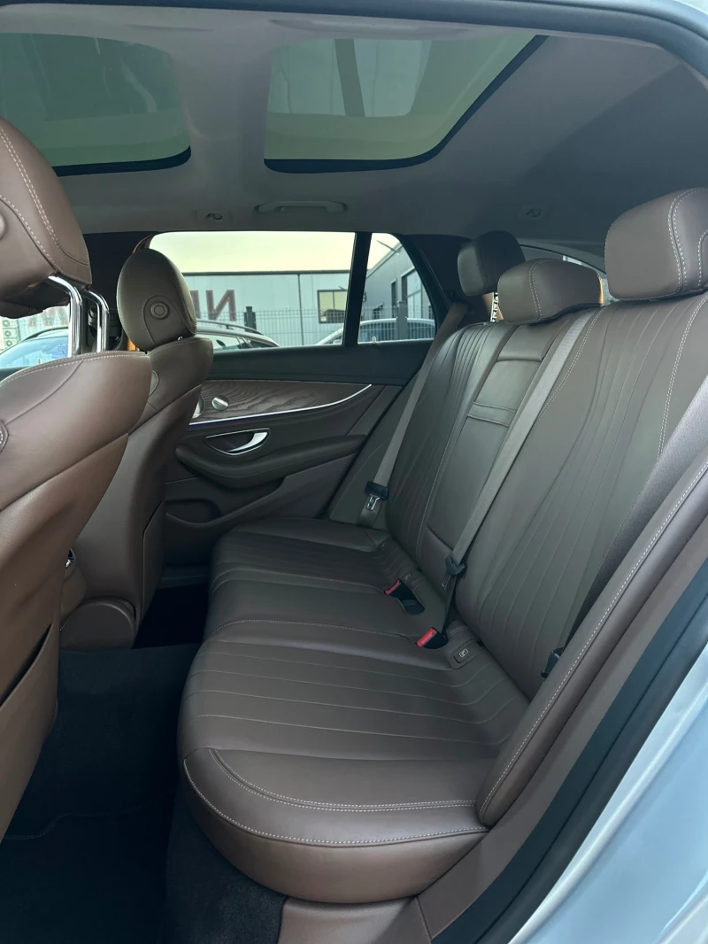 Mercedes-Benz E 400 * All-Terrain* 2019г.* СЕРВИЗНА ИСТОРИЯ* , снимка 16 - Автомобили и джипове - 53168343