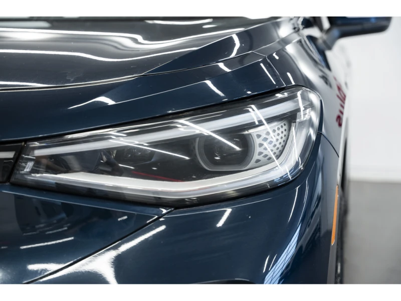 VW ID.4 Pro* APP-CONNECT* REAR CAM* НАВИ* CaRFAX, снимка 5 - Автомобили и джипове - 53474460