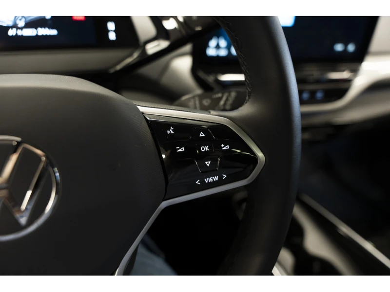 VW ID.4 Pro* APP-CONNECT* REAR CAM* НАВИ* CaRFAX, снимка 8 - Автомобили и джипове - 53474460