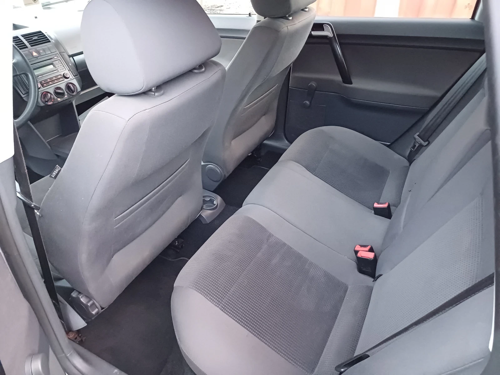 VW Polo 1.4TDI, 75k.c. - изображение 6