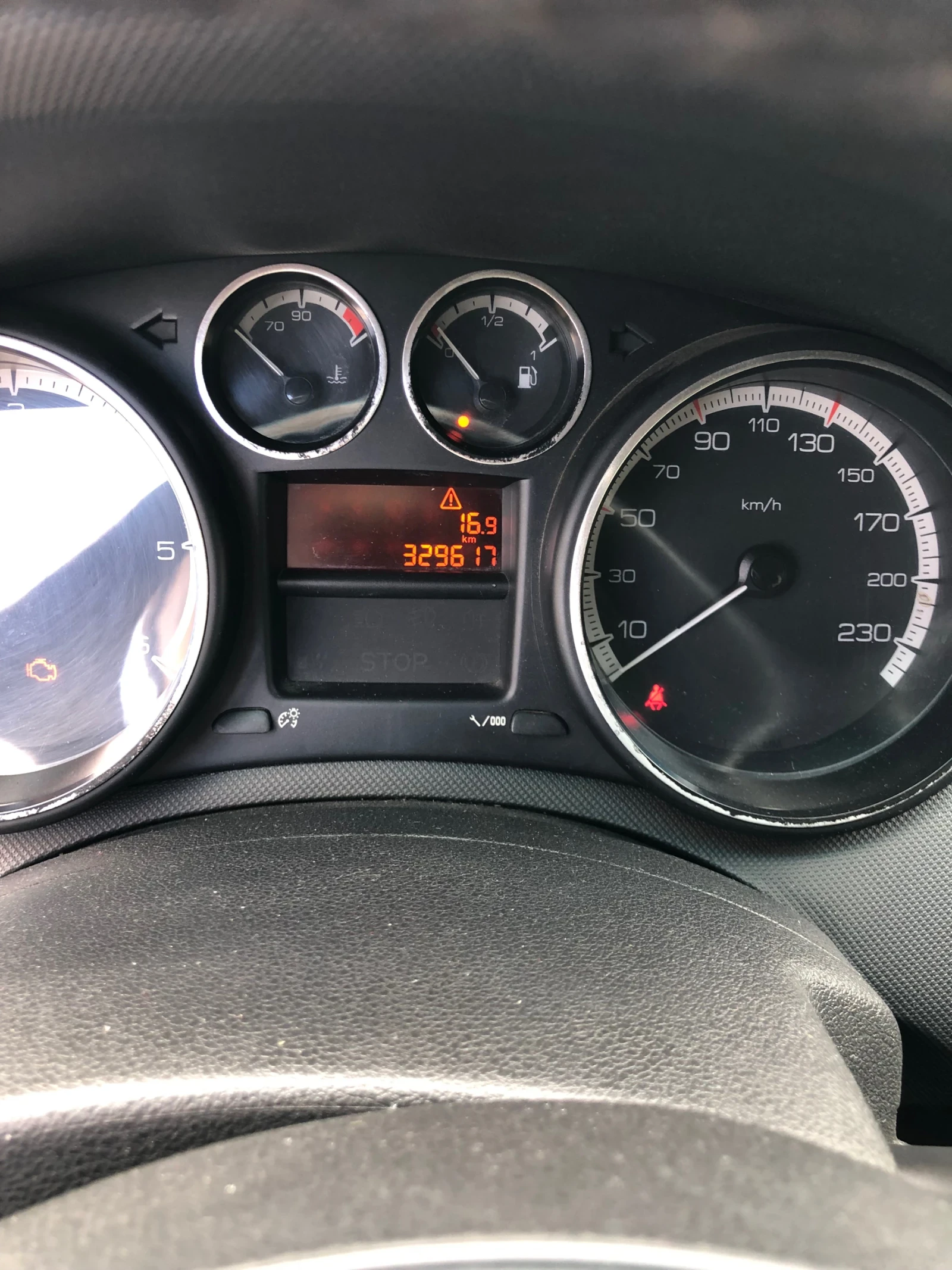 Peugeot 308  - изображение 8