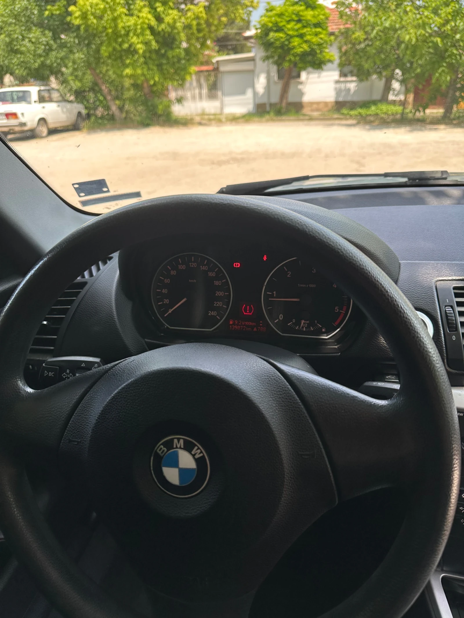 BMW 118  - изображение 9
