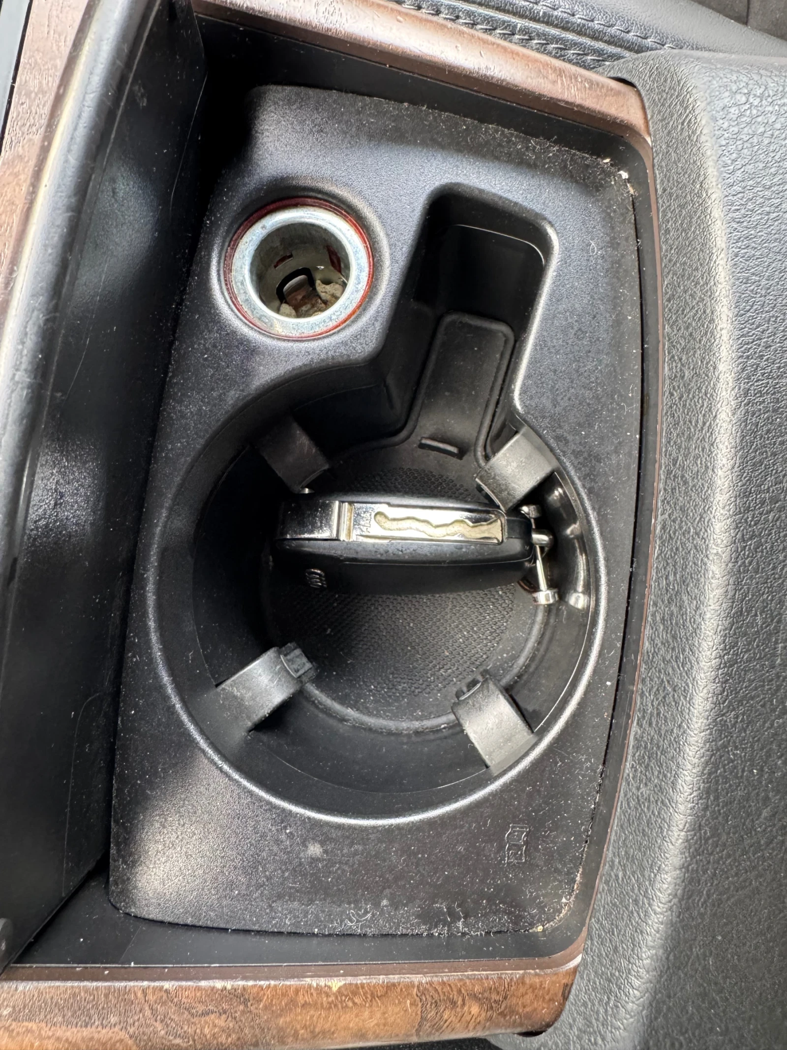 Mercedes-Benz C 320  - изображение 8