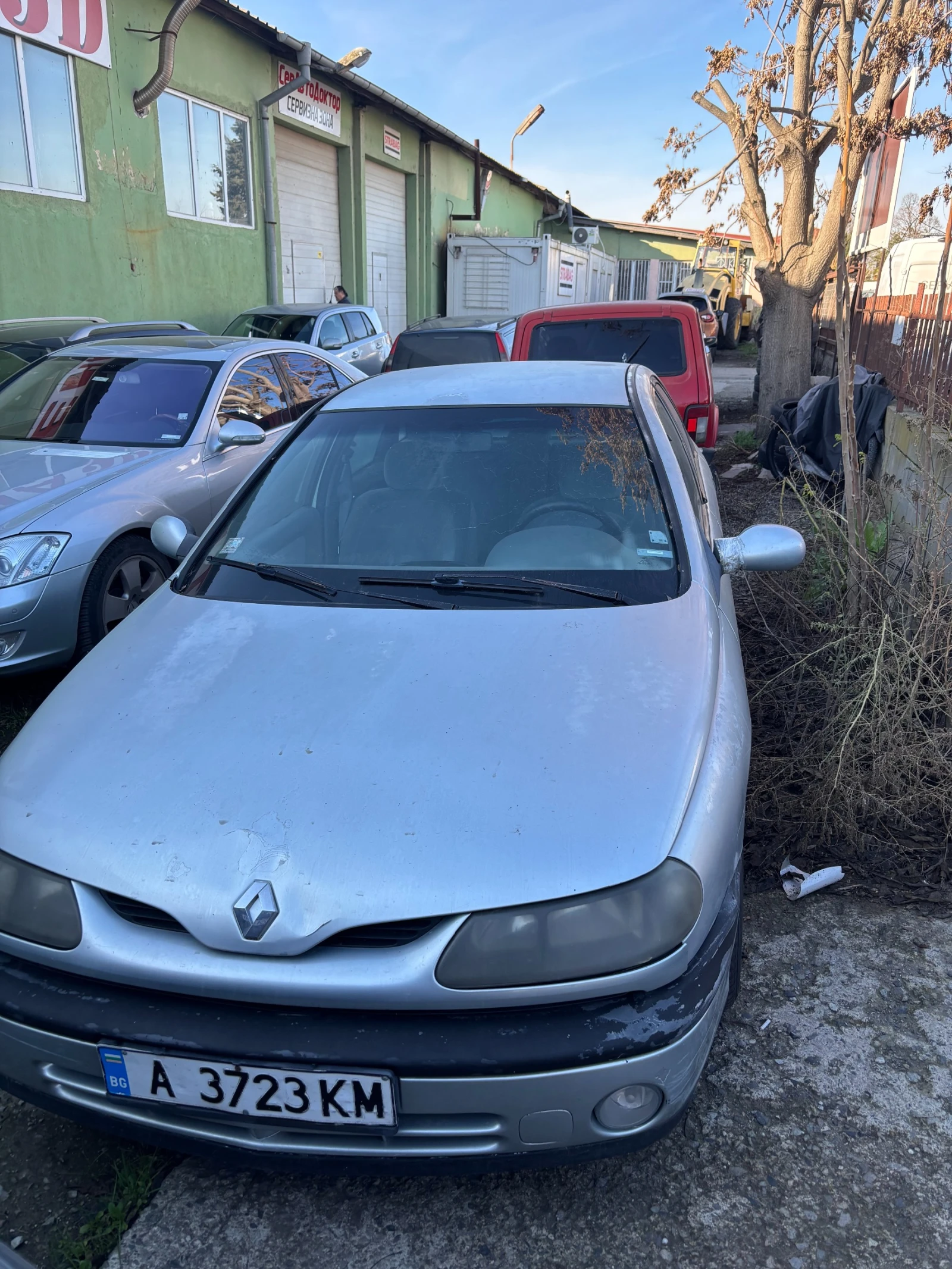 Renault Laguna 2.0 - изображение 2