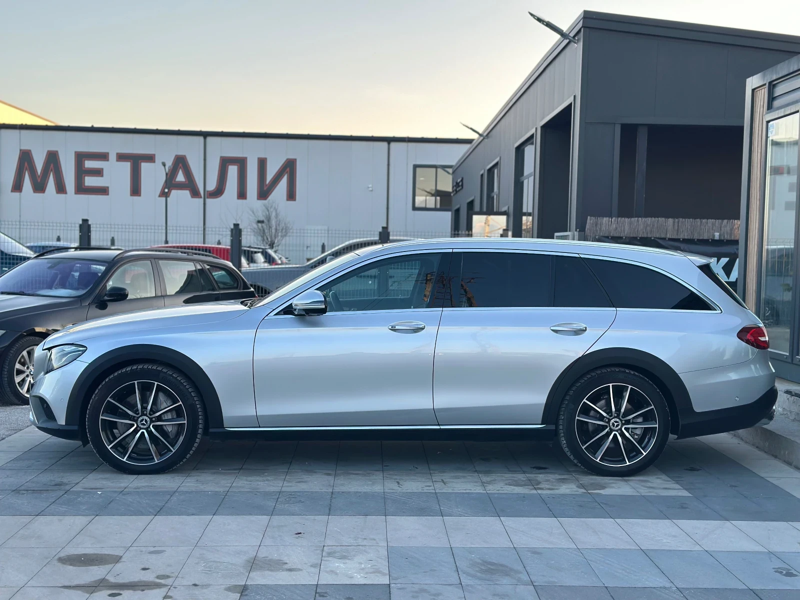 Mercedes-Benz E 400 * All-Terrain* 2019г.* СЕРВИЗНА ИСТОРИЯ*  - изображение 6