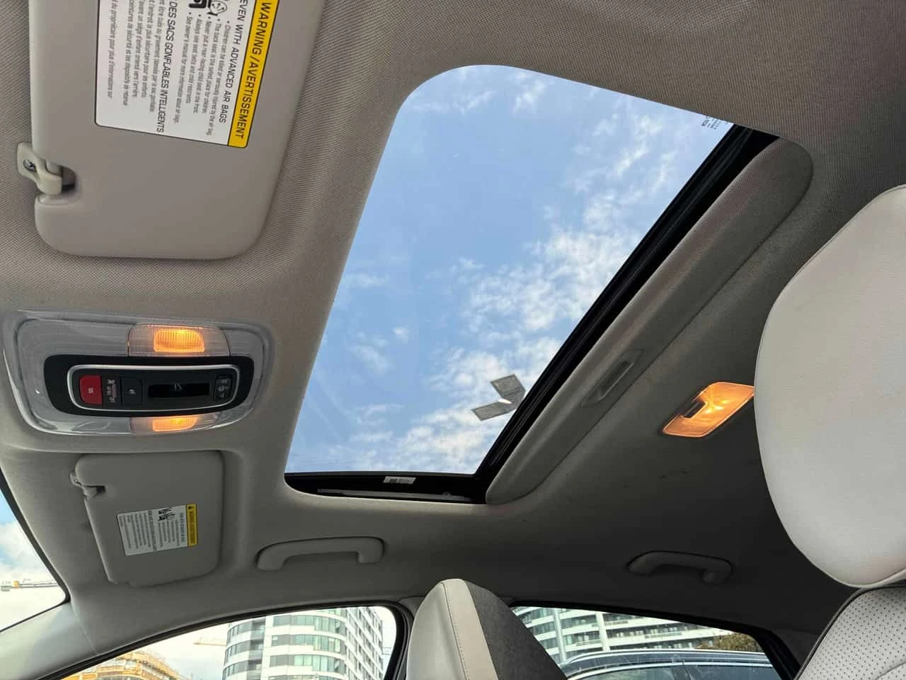 Hyundai Elantra Ultimate  CARFAX | Mobile.bg � ����������� 14