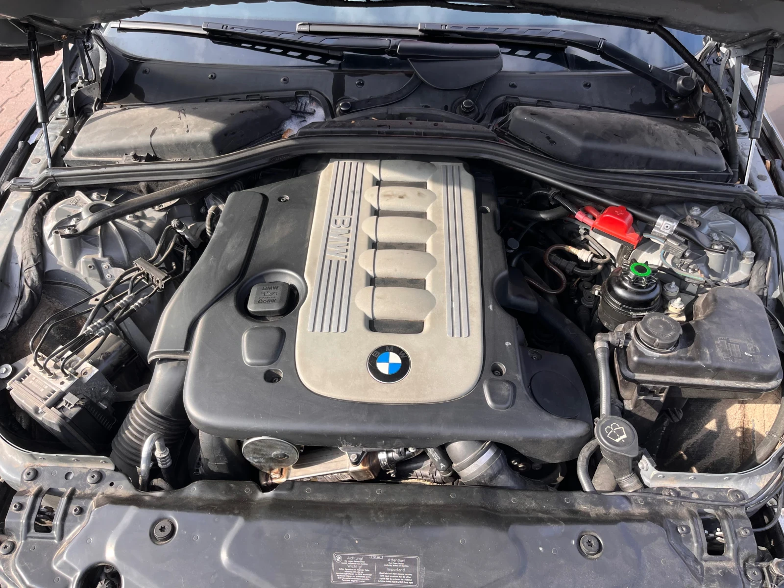 BMW 530 XD, снимка 15 - Автомобили и джипове - 54621573
