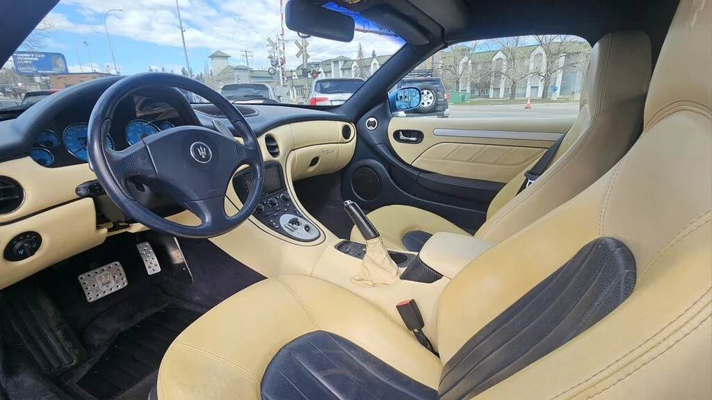 Maserati Spyder 4.2 CABRIO , снимка 13 - Автомобили и джипове - 54910171