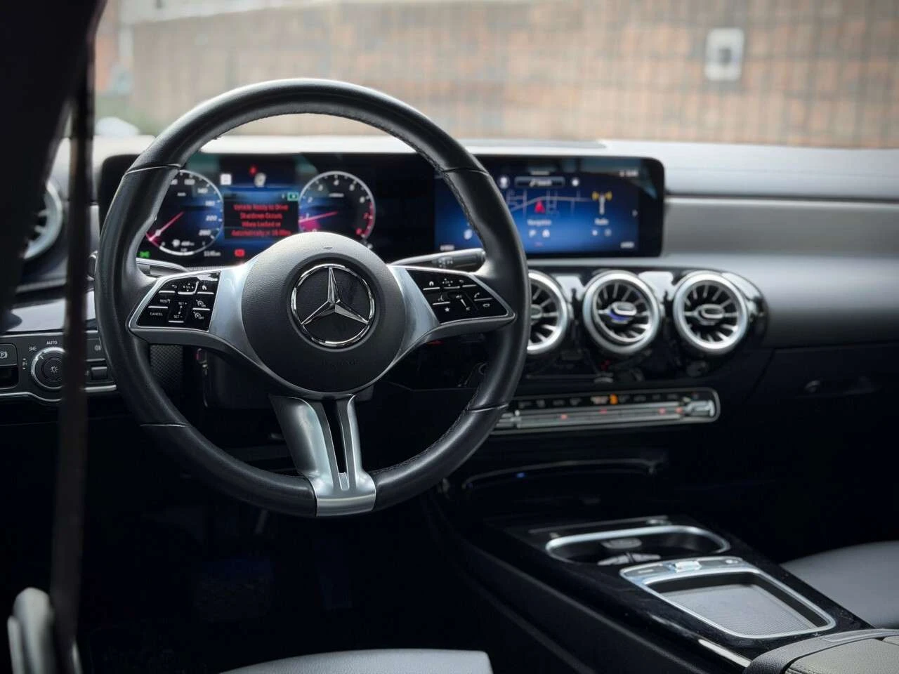 Mercedes-Benz CLA 250 250 4MATIC Exclusive Trim| ПЪРВИ СОБСТВЕНИК, ЦЕНА , снимка 14 - Автомобили и джипове - 54960989