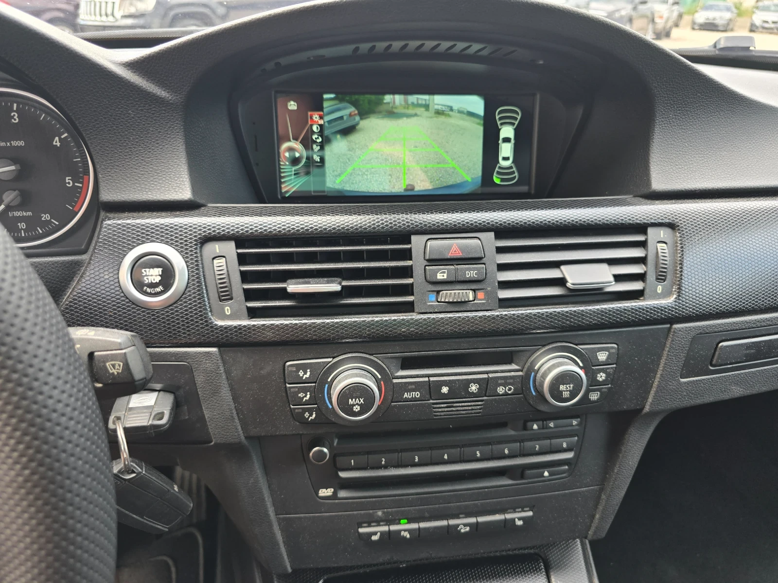 BMW 330 X-Drive FUL MAXX, снимка 11 - Автомобили и джипове - 55011928