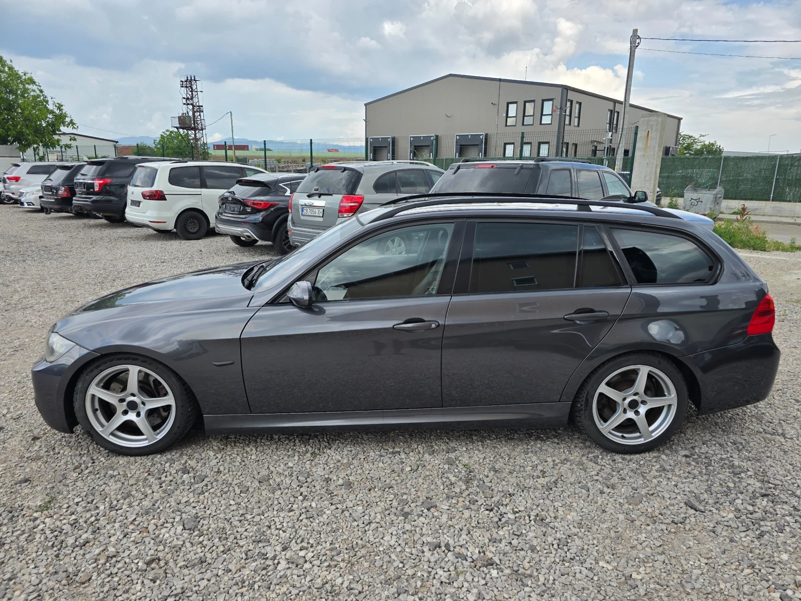 BMW 330 X-Drive FUL MAXX, снимка 3 - Автомобили и джипове - 55011928