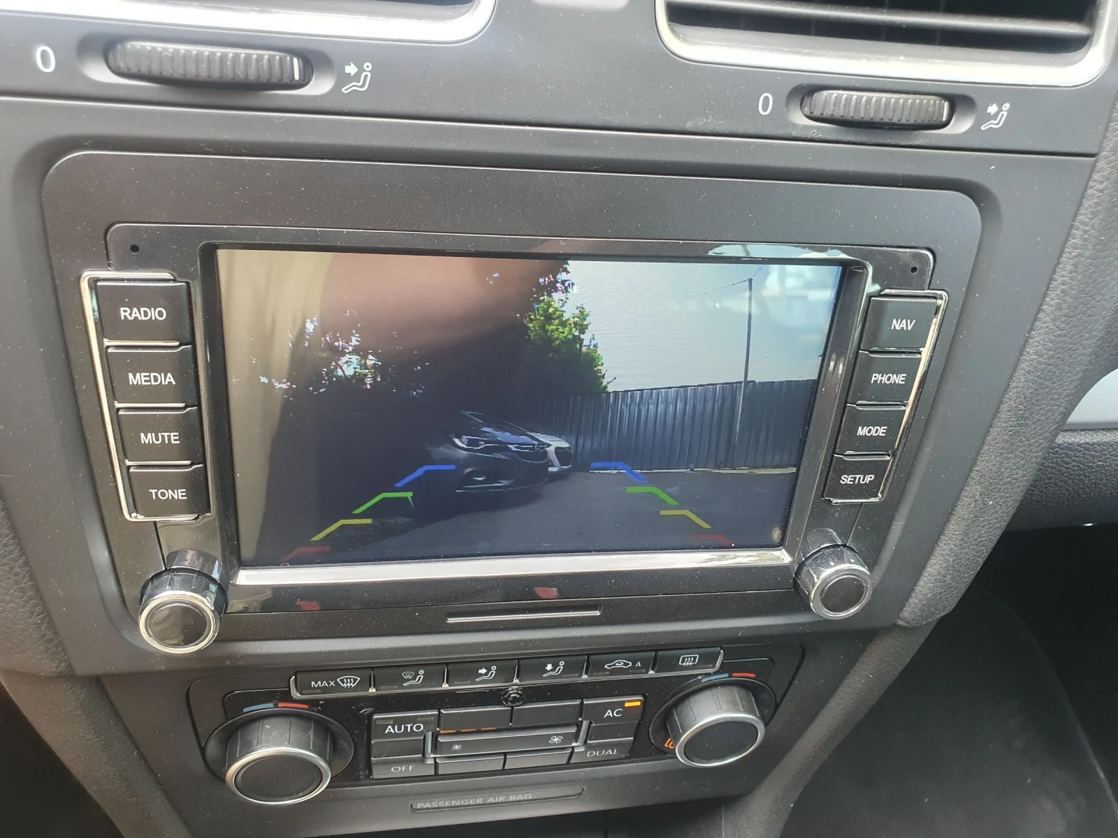 VW Golf 6 FACE 1.2tsi Higlline NAVI KOJA AUT, снимка 11 - Автомобили и джипове - 55012884