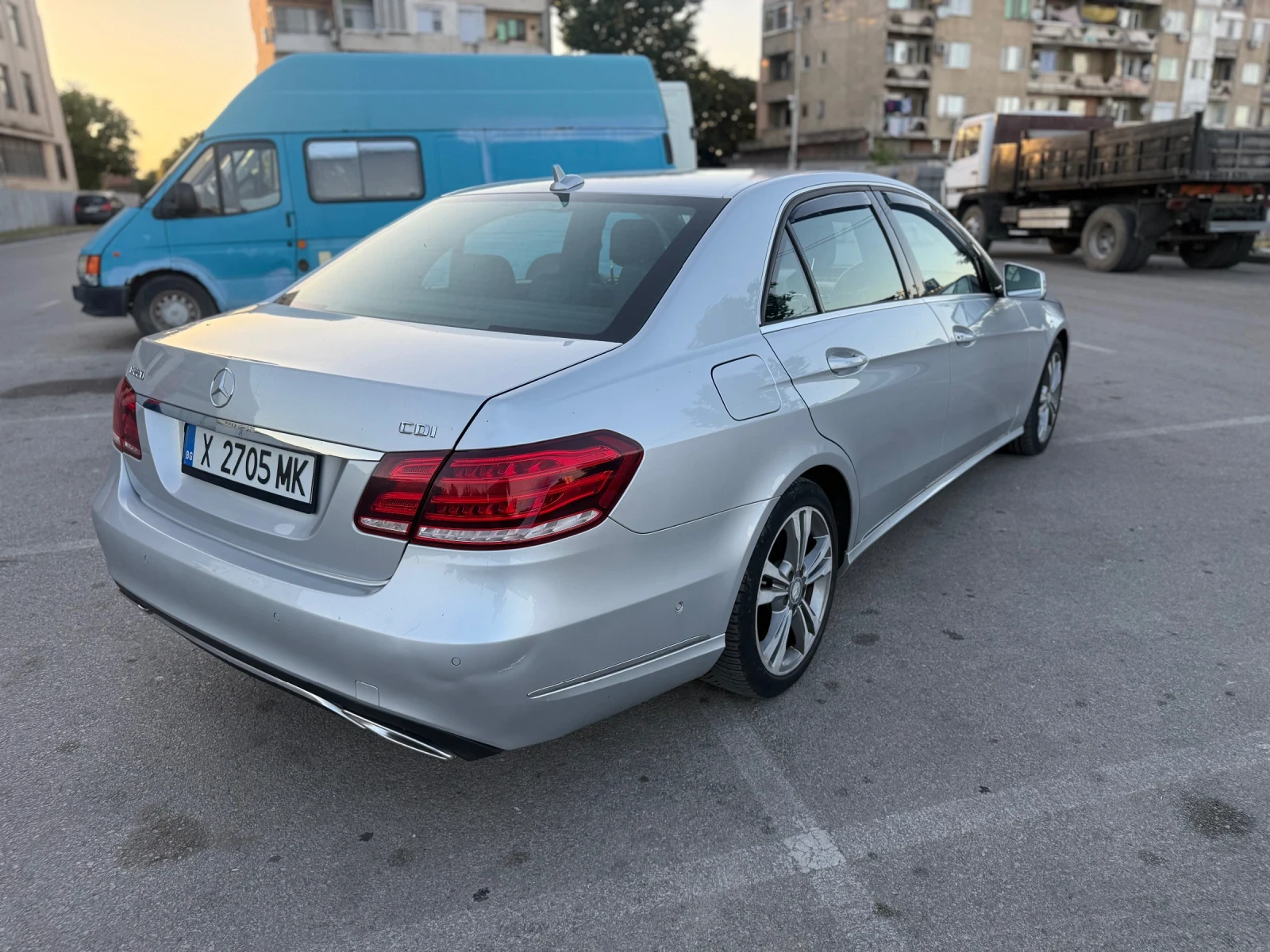 Mercedes-Benz E 220 W212, снимка 5 - Автомобили и джипове - 55106023